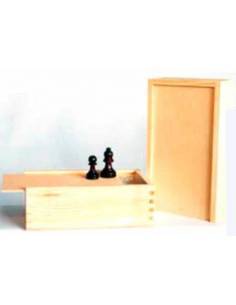 Box with large sliding top lid for storing chess pieces