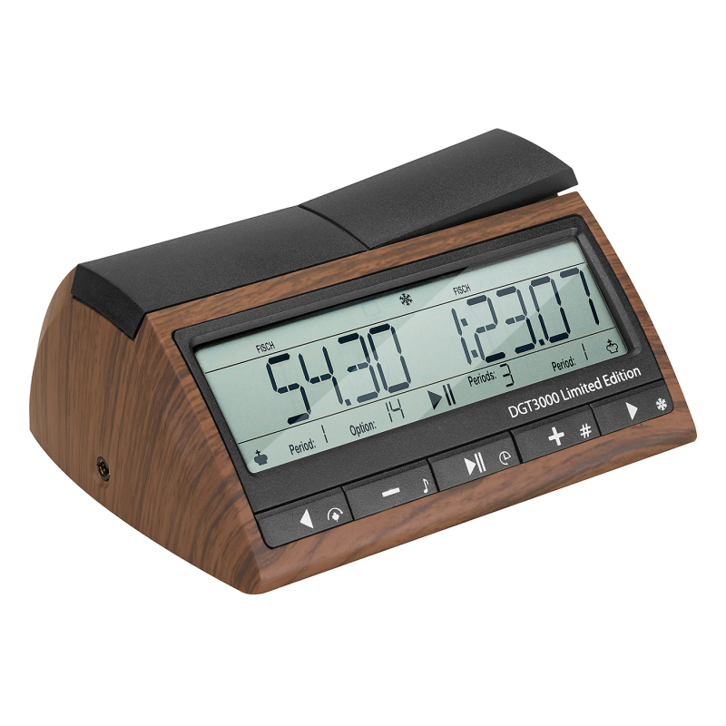 Reloj de ajedrez DGT 3000 Edición Limitada visto en ángulo lateral
