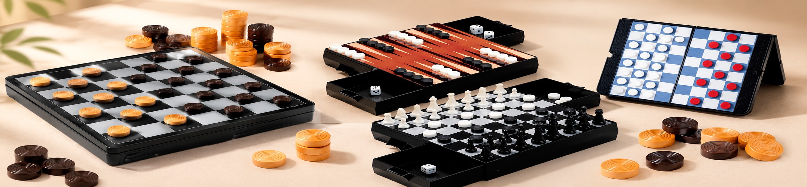 Draughts and Checkers Games | Boards and Pieces